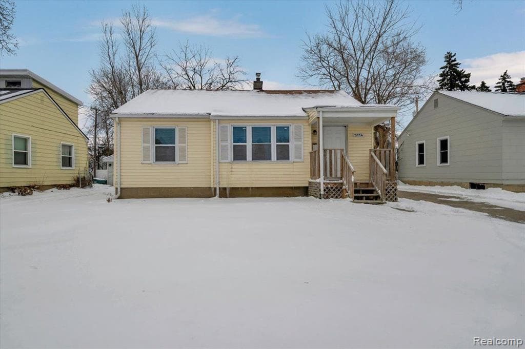 3774 GREENFIELD Road