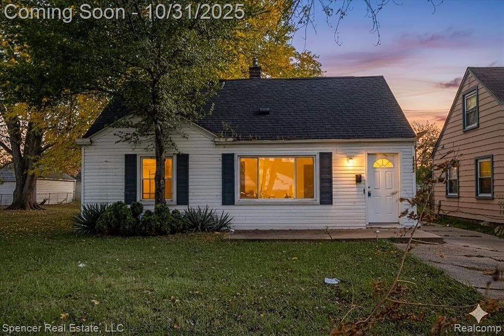 17082 Lincoln Avenue