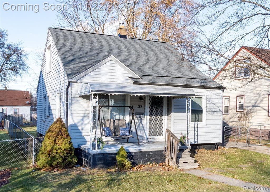 158 W Princeton Avenue