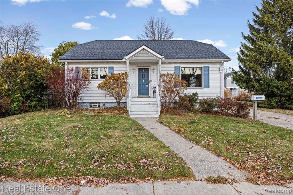 22915 E 13 Mile MILE Road