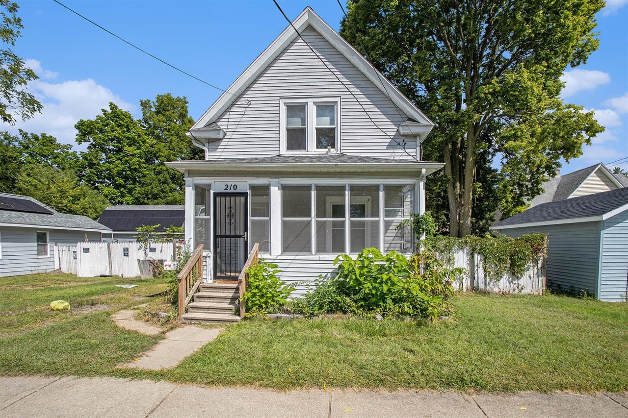 210 Battle Creek Avenue