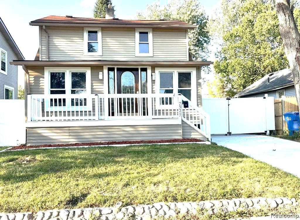 7527 Studebaker Avenue