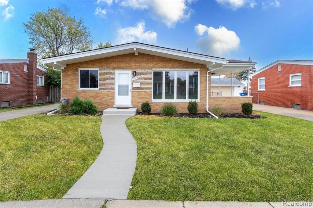 28805 Palm Beach Drive