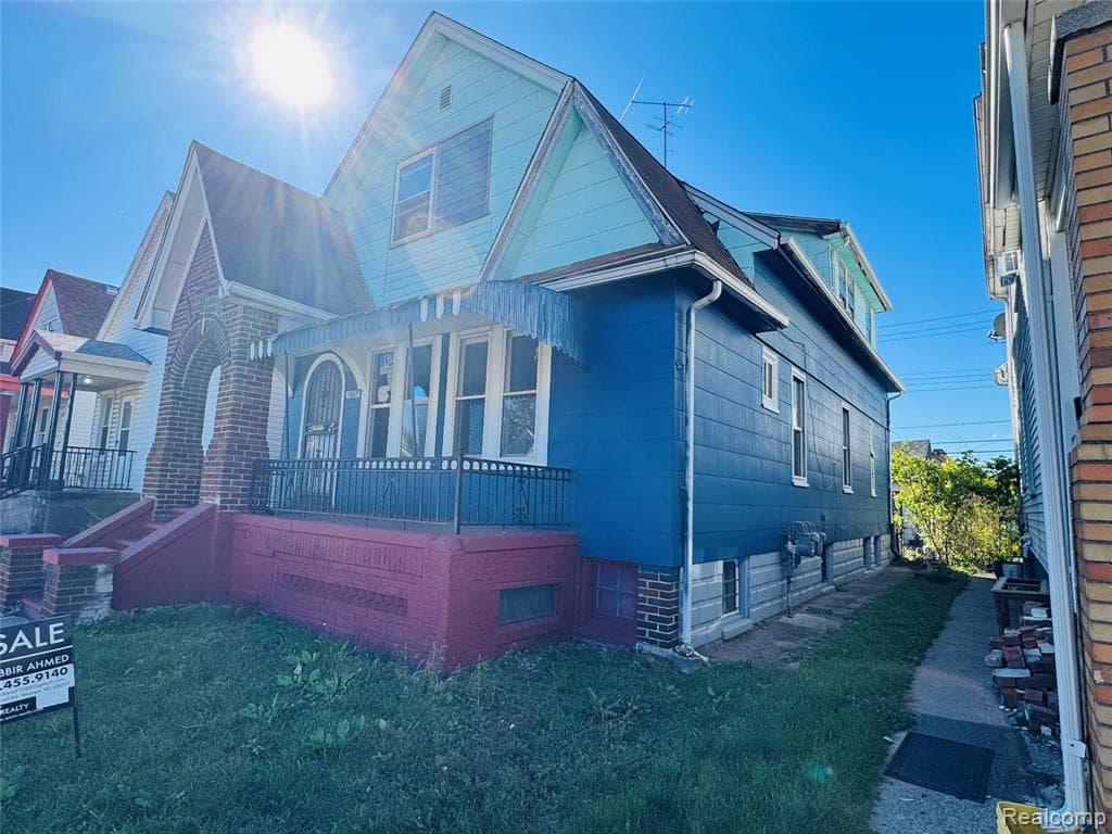 11667 Mitchell Street