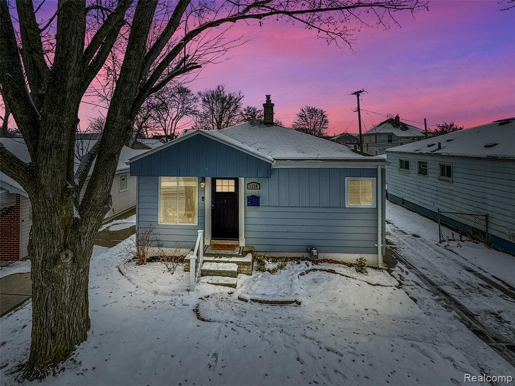 3528 Phillips Avenue