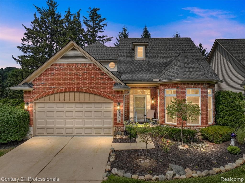 5540 River Park Drive