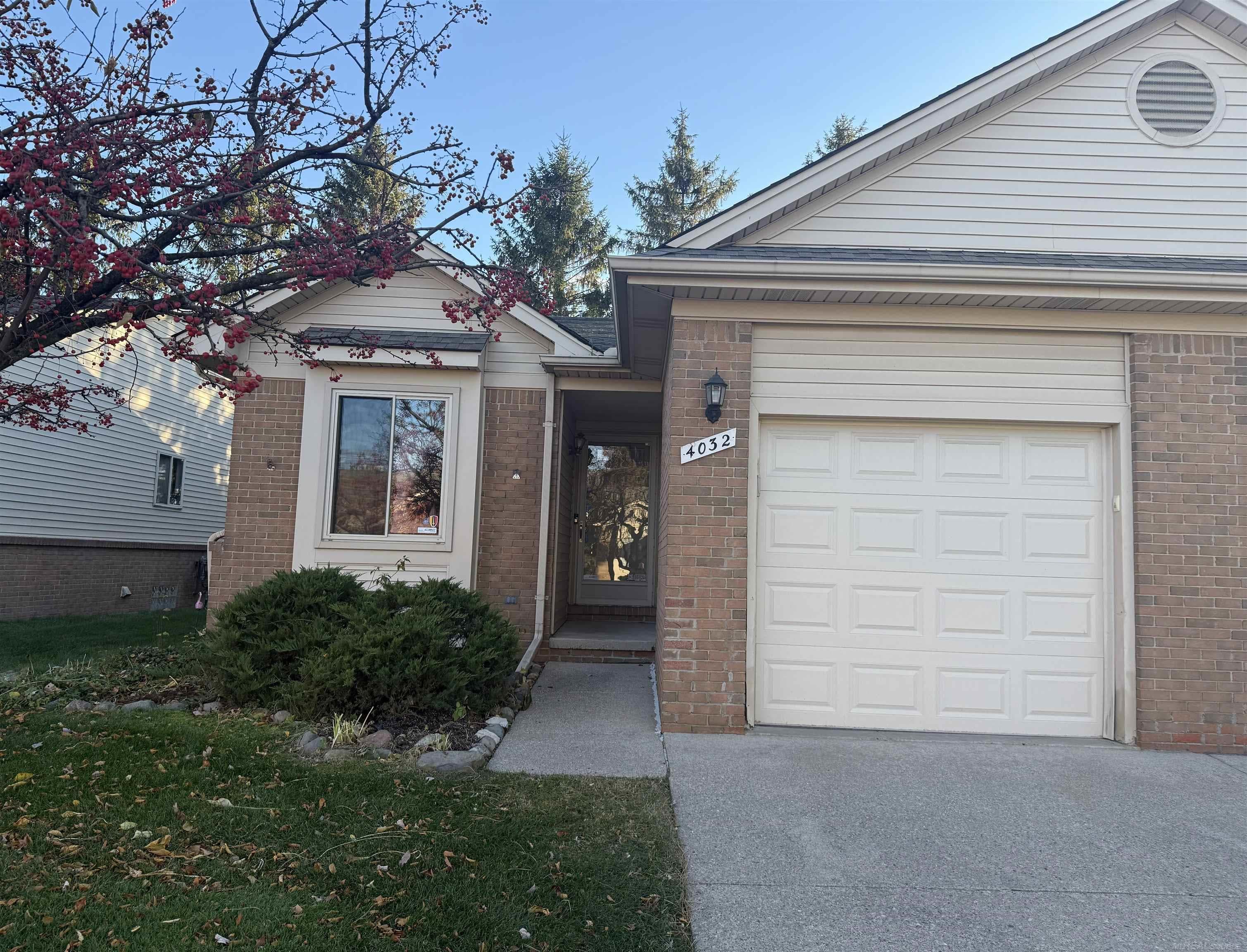 4032 Heatherwood Court