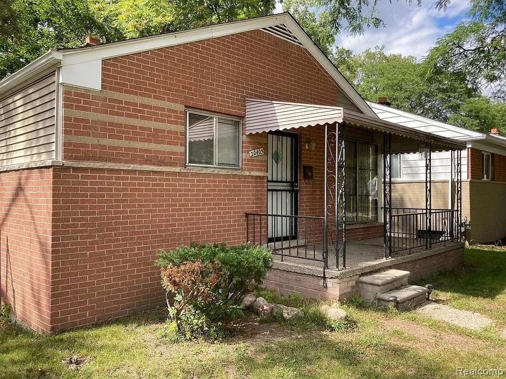 20403 Grandview Street