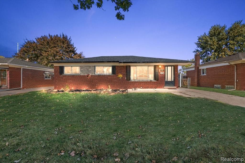 12839 Chippewa Drive