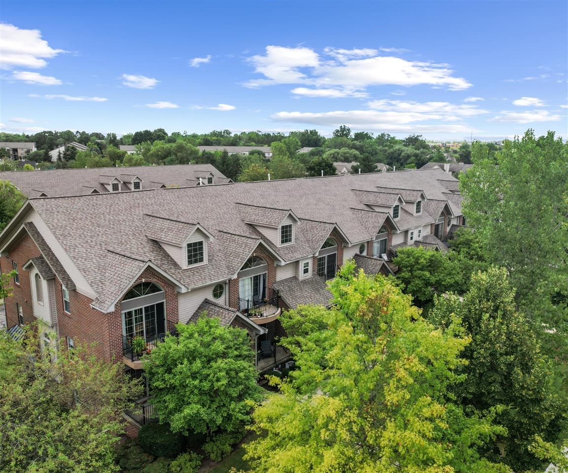 2936 Signature Boulevard