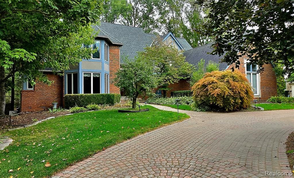 27950 Copper Creek Lane