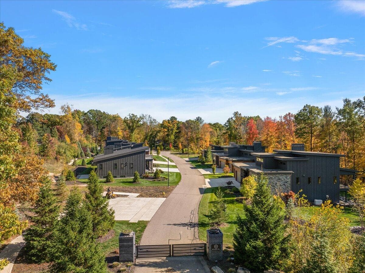 6574 Round Hill Court Lot #5