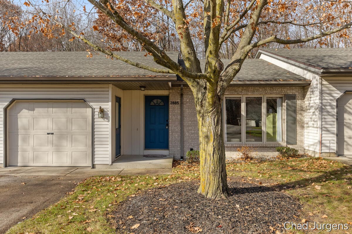 2885 Hidden View Drive