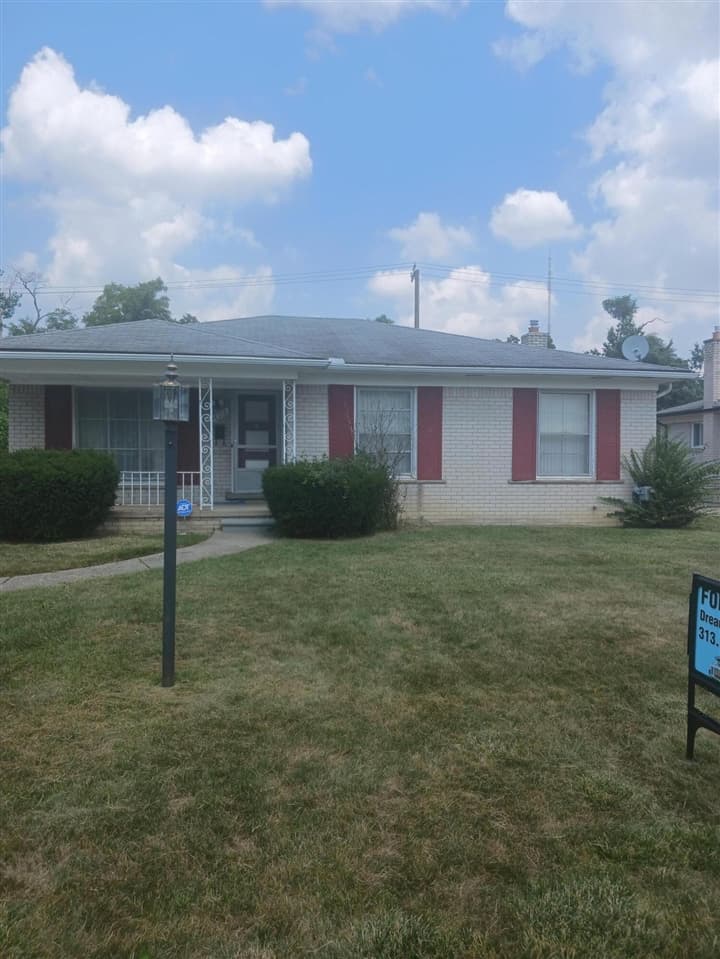 16218 Addison Street